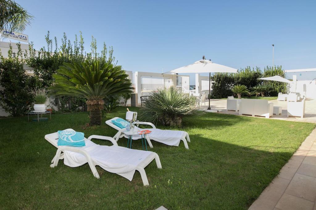 Gigli Hotel Salento Marina Di Pescoluse Exterior foto